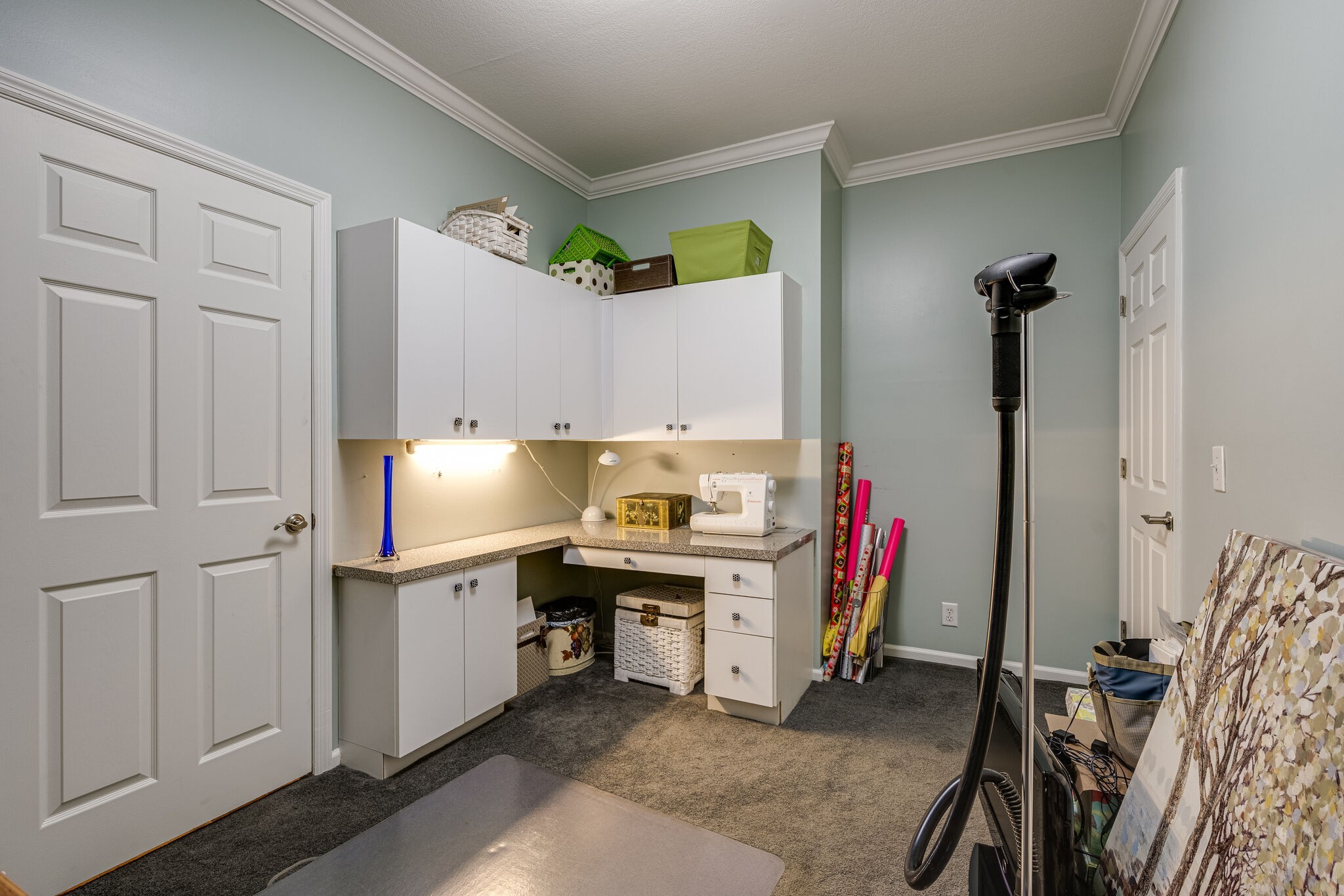 231 Green Harbor Road, Unit 141 Old Hickory, TN 37138 - Photo 28 of 40 a view of a kitchen with appliances and cabinets