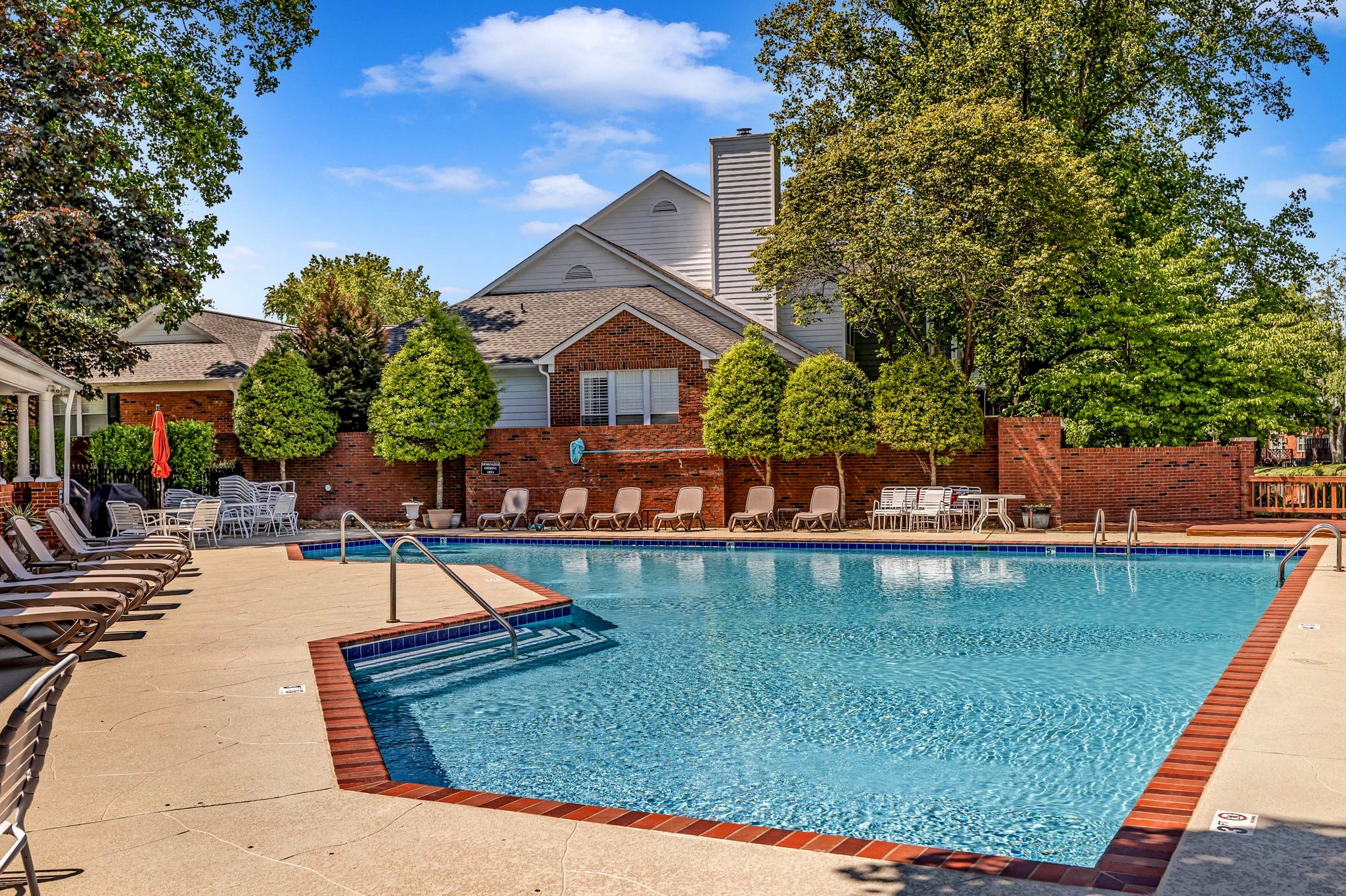 231 Green Harbor Road, Unit 141 Old Hickory, TN 37138 - Photo 10 of 40 a view of a swimming pool with a lounge chairs