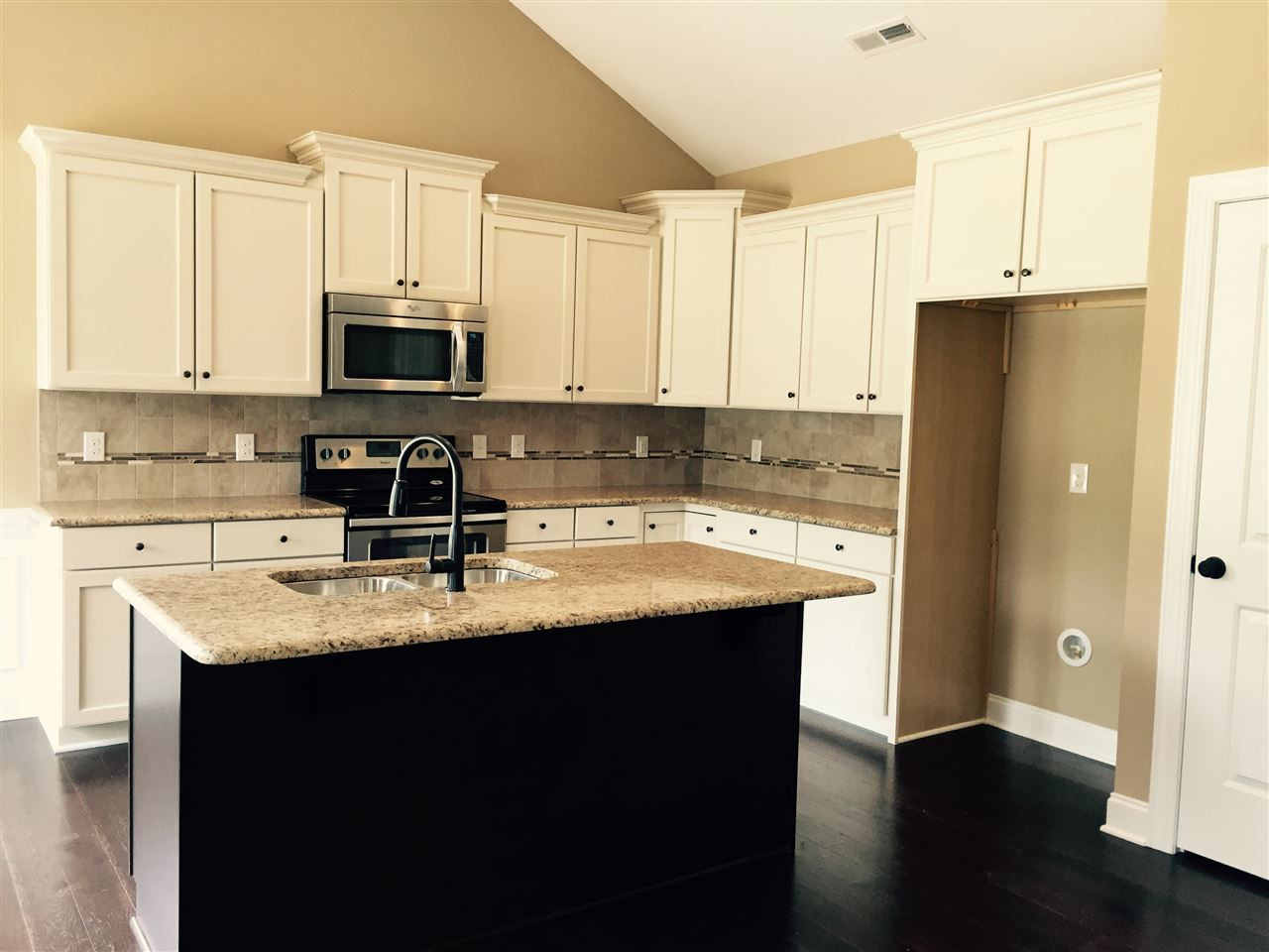 506 Gordon Road Clayton, NC 27520 - Photo 5 of 24 Photo 5