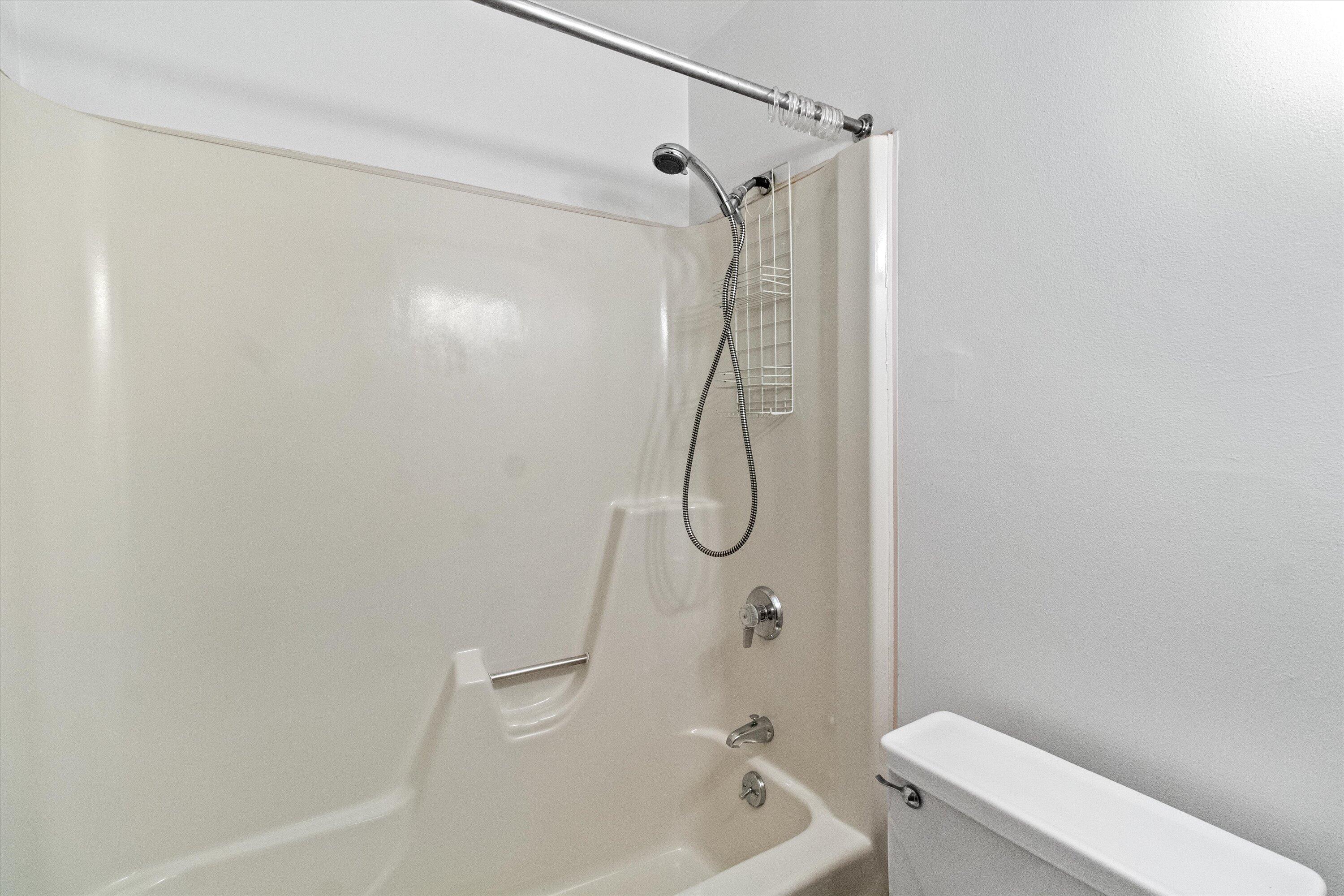 11958 West Mill Road, Unit 24 Milwaukee, WI 53225 - Photo 11 of 21 11-IMG_8768