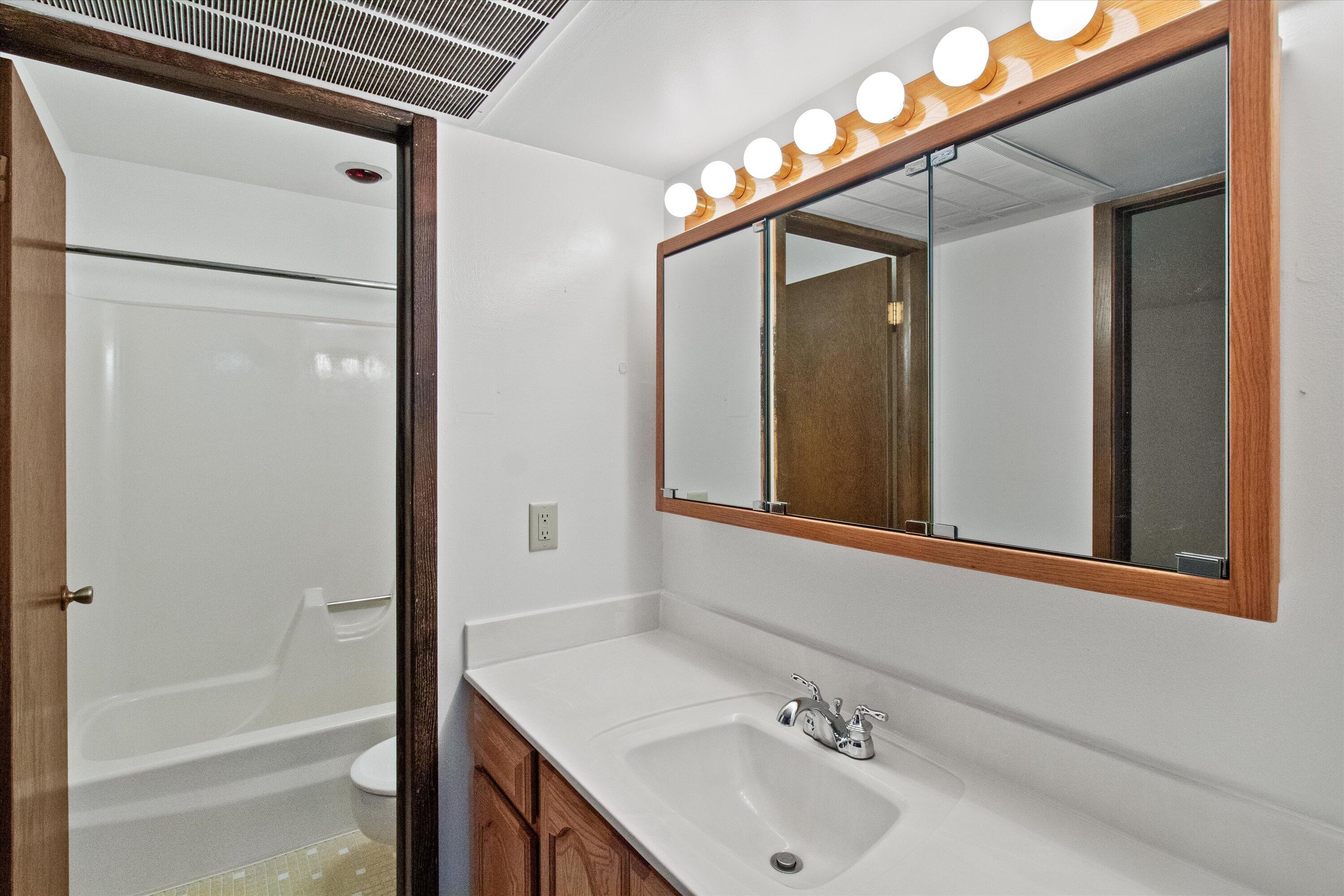 11958 West Mill Road, Unit 24 Milwaukee, WI 53225 - Photo 13 of 21 13-IMG_8780