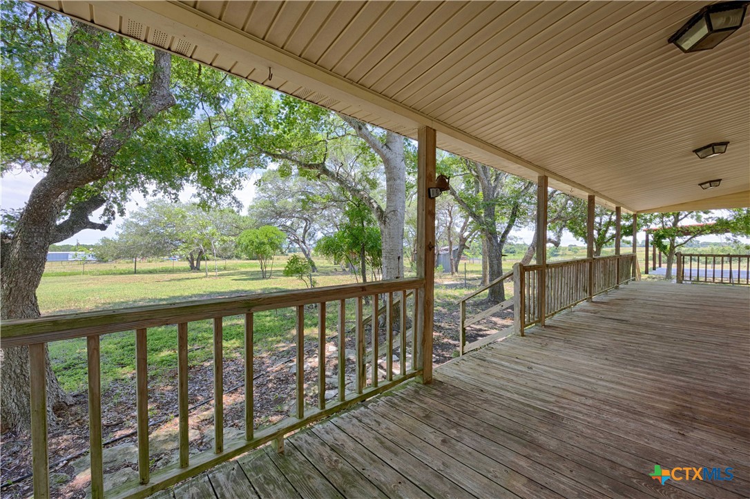 3814 Maeker Road Flatonia, TX 78941 - Photo 20 of 28