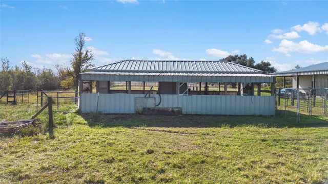 $500,000 | 1210 County Road 32, Angleton, TX 77515