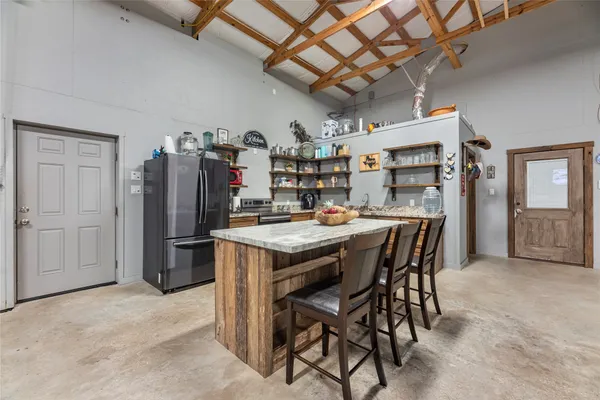 $485,000 | 1210 County Road 32, Angleton, TX 77515