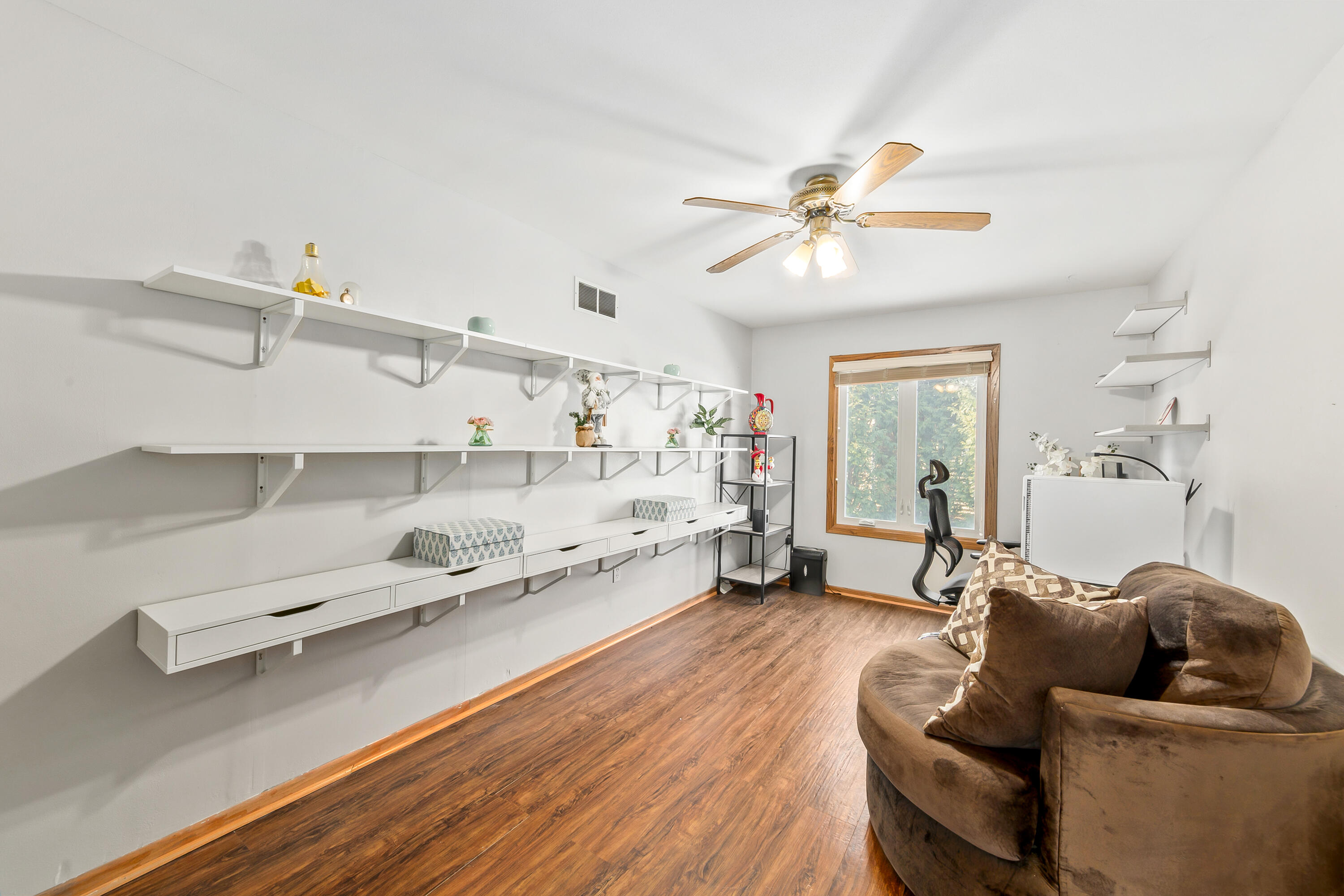 641 Small Farm Road Mukwonago, WI 53149 - Photo 21 of 50 Office/Bonus Room