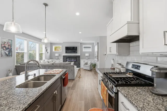 $600,000 | 21310 Poate Court, Rogers, MN 55374