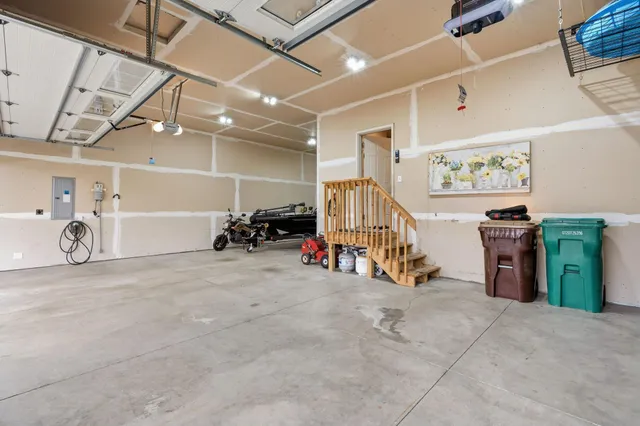 $600,000 | 21310 Poate Court, Rogers, MN 55374