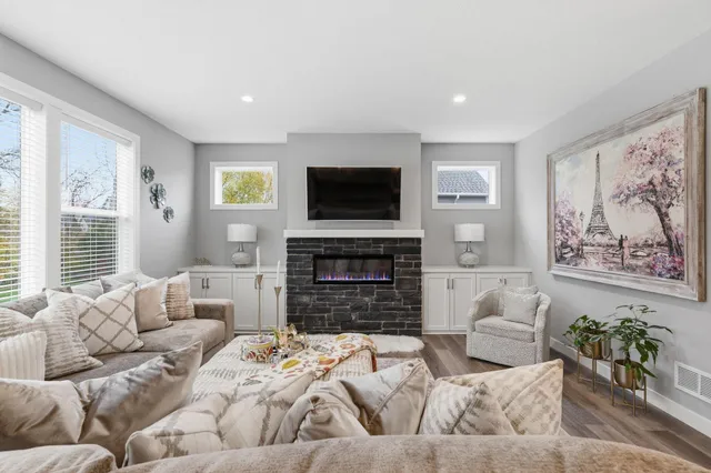 $600,000 | 21310 Poate Court, Rogers, MN 55374