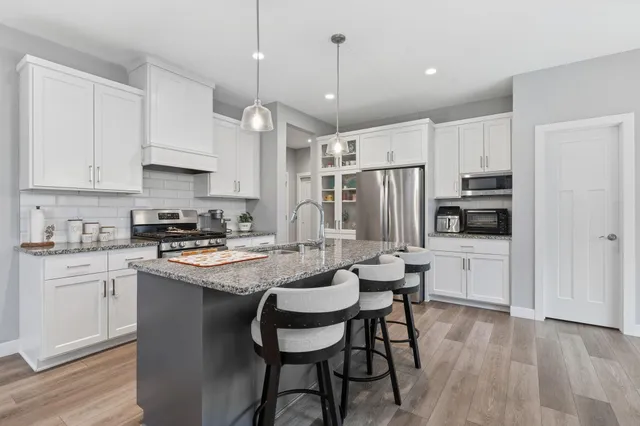 $600,000 | 21310 Poate Court, Rogers, MN 55374