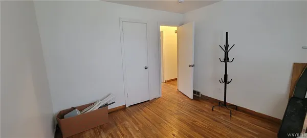 $1,500 | 3563 Sherwood Avenue, Niagara Falls, NY 14301