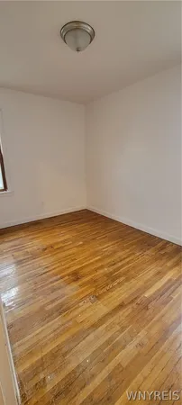 $1,500 | 3563 Sherwood Avenue, Niagara Falls, NY 14301