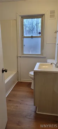 $1,500 | 3563 Sherwood Avenue, Niagara Falls, NY 14301