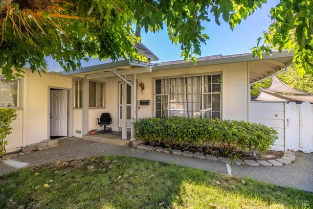 $828,000 | 569 Alamo Drive, Vacaville, CA 95688