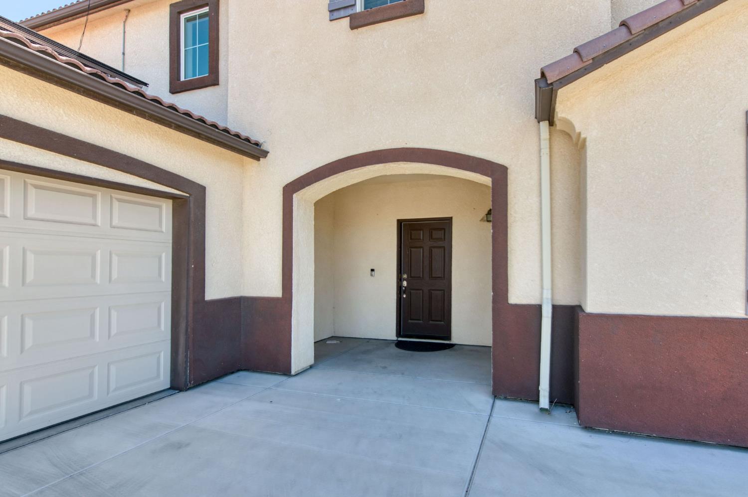 1732 Cleveland Street Selma, CA 93662 - Photo 3 of 35