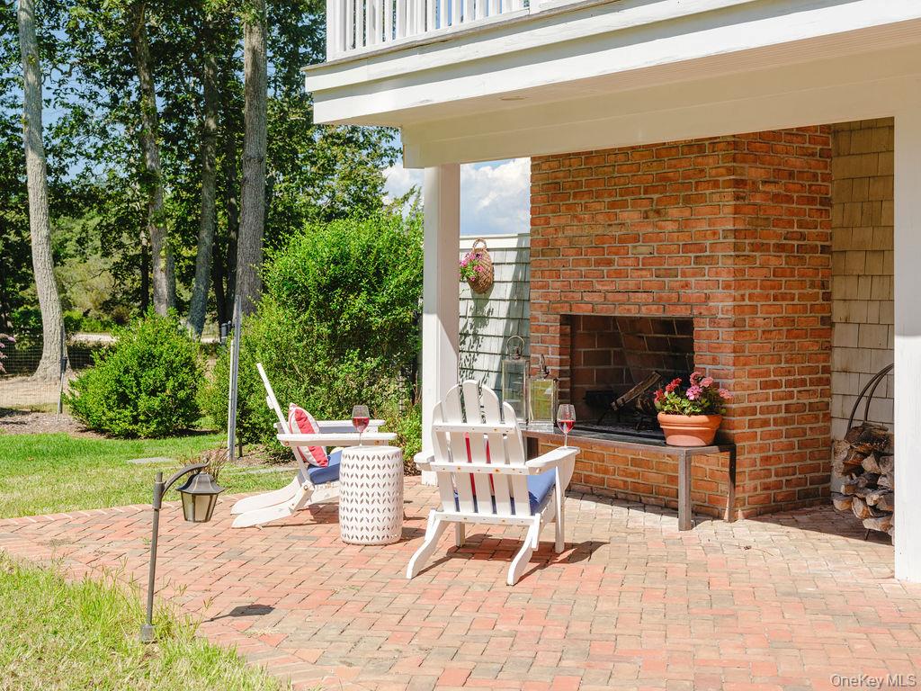 10947 North Bayview Road Southold, NY 11971 - Photo 12 of 43 View of patio