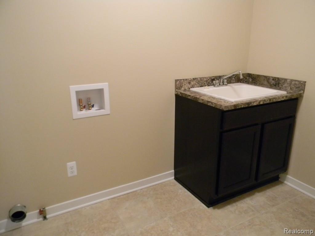 2793 Overview Court Howell, MI 48843 - Photo 13 of 14