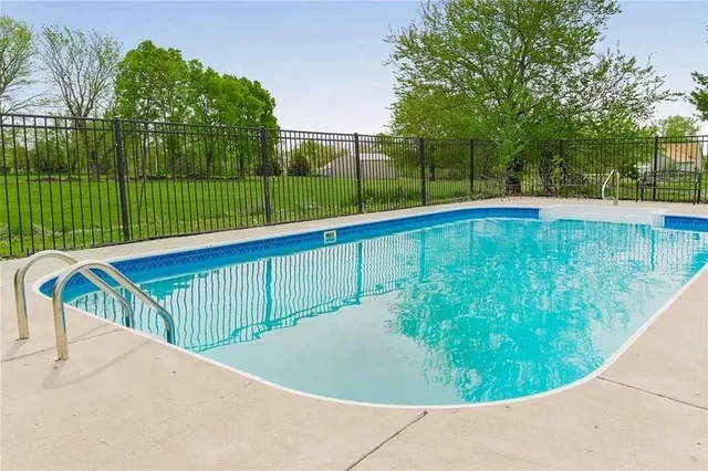 $535,000 | 30902 East Major Road, Grain Valley, MO 64029