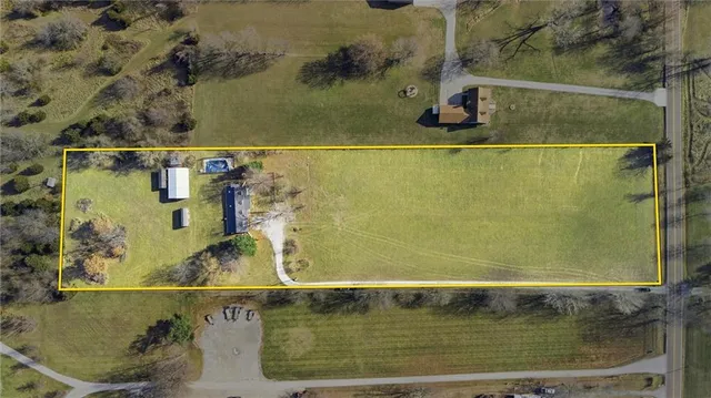 $535,000 | 30902 East Major Road, Grain Valley, MO 64029