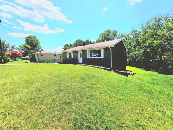 $172,500 | 329 Thomas Street, Steubenville, OH 43953