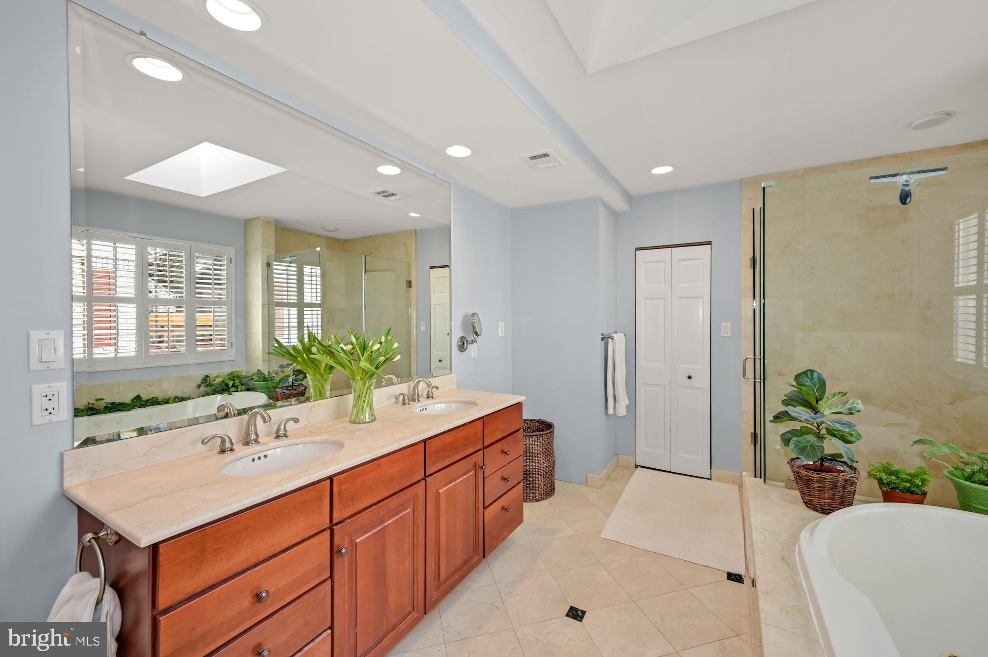 7618 Clarendon Road Bethesda, MD 20814 - Photo 21 of 34 Gallery Image 21