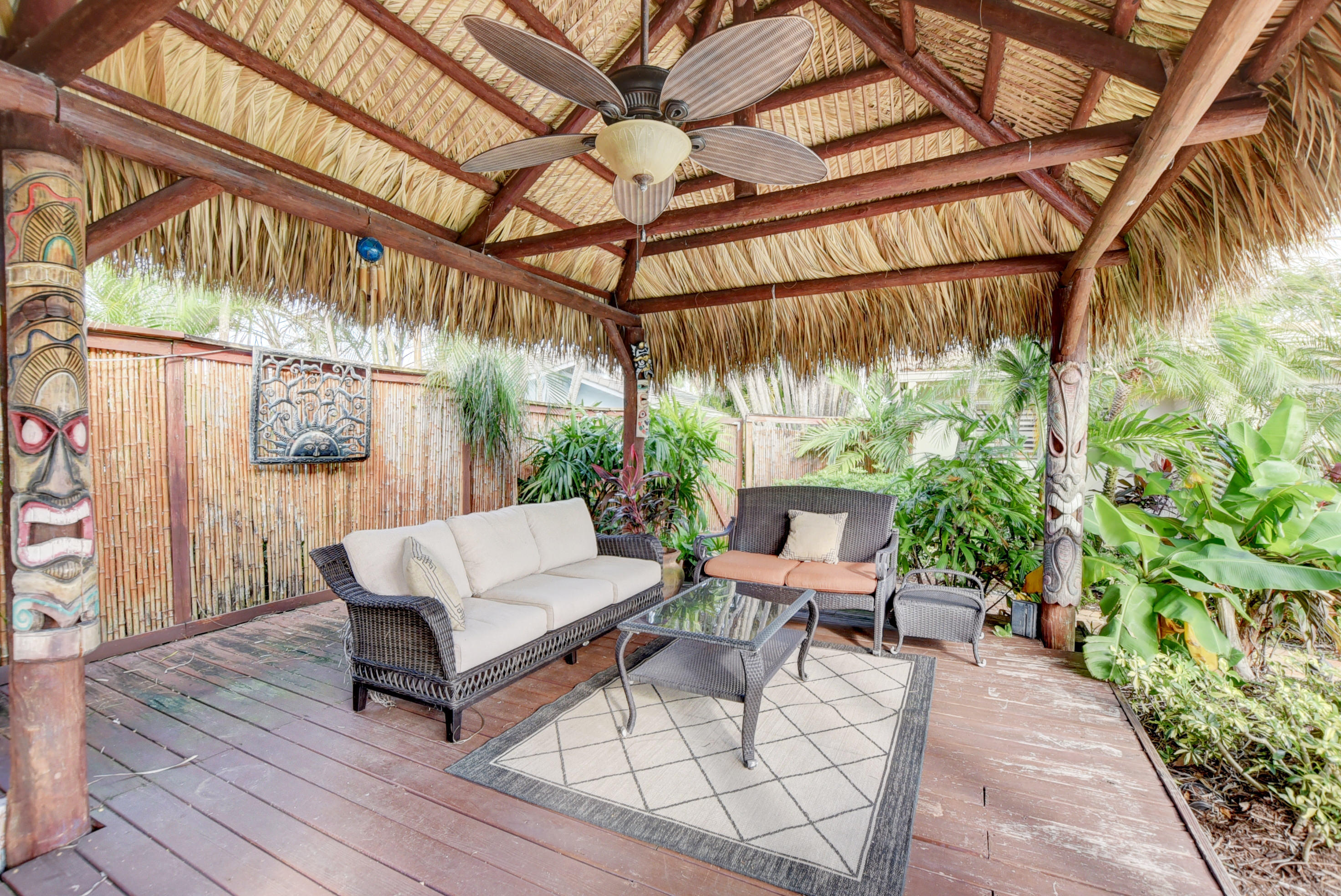 699 Southwest 8th Terrace Boca Raton, FL 33486 - Photo 29 of 40 Tiki Hut