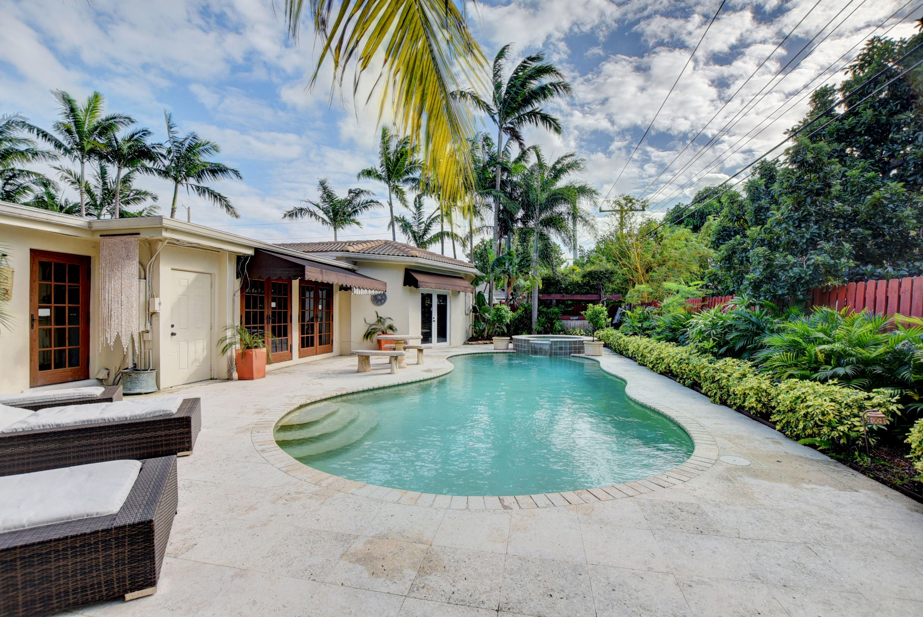 699 Southwest 8th Terrace Boca Raton, FL 33486 - Photo 31 of 40 Pool