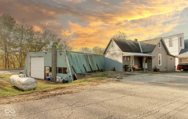 $189,900 | 6685 North County Road 575 West, Scipio, IN 47273