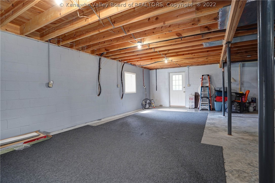136 Summit Ridge Road Hurricane, WV 25526 - Photo 25 of 39 Gallery Image 25