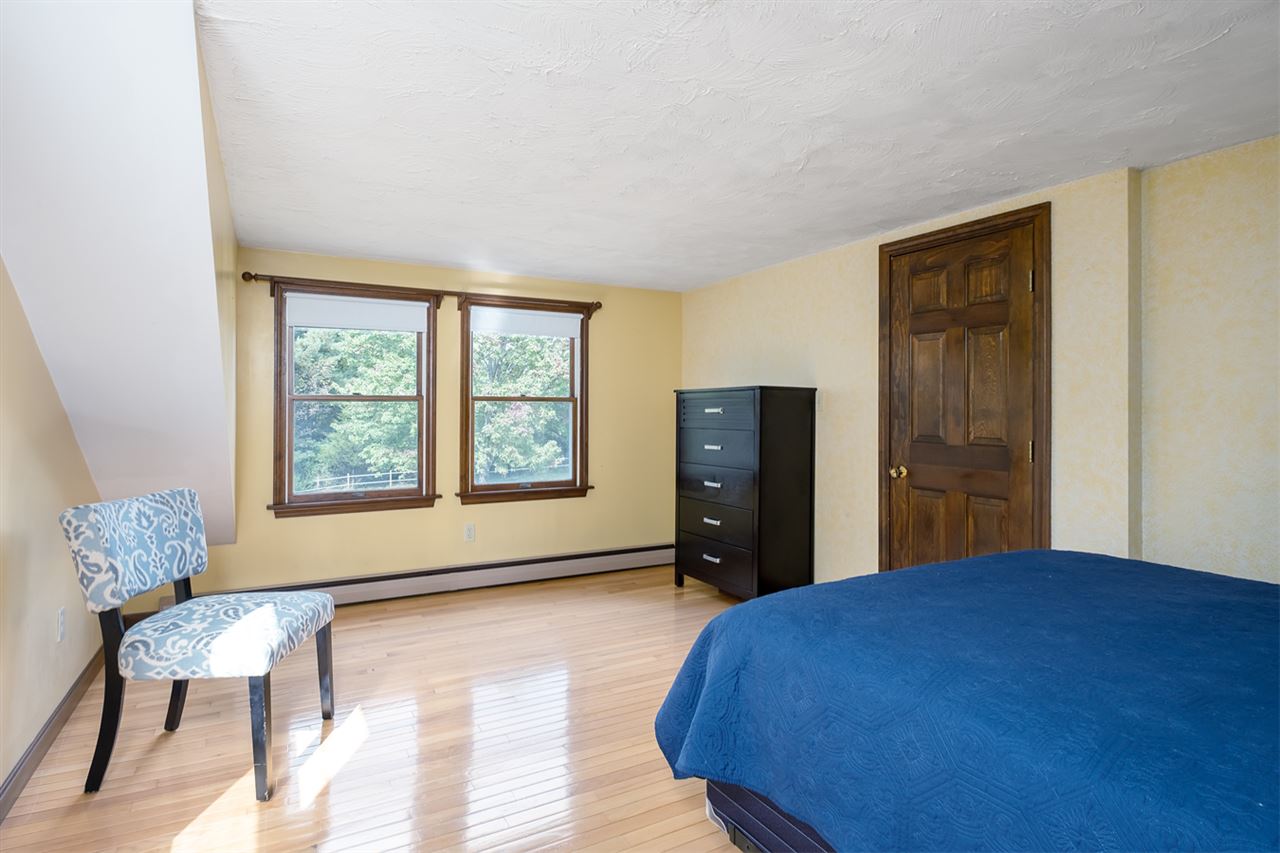 19 Piscataqua Road Dover, NH 03820 - Photo 17 of 39