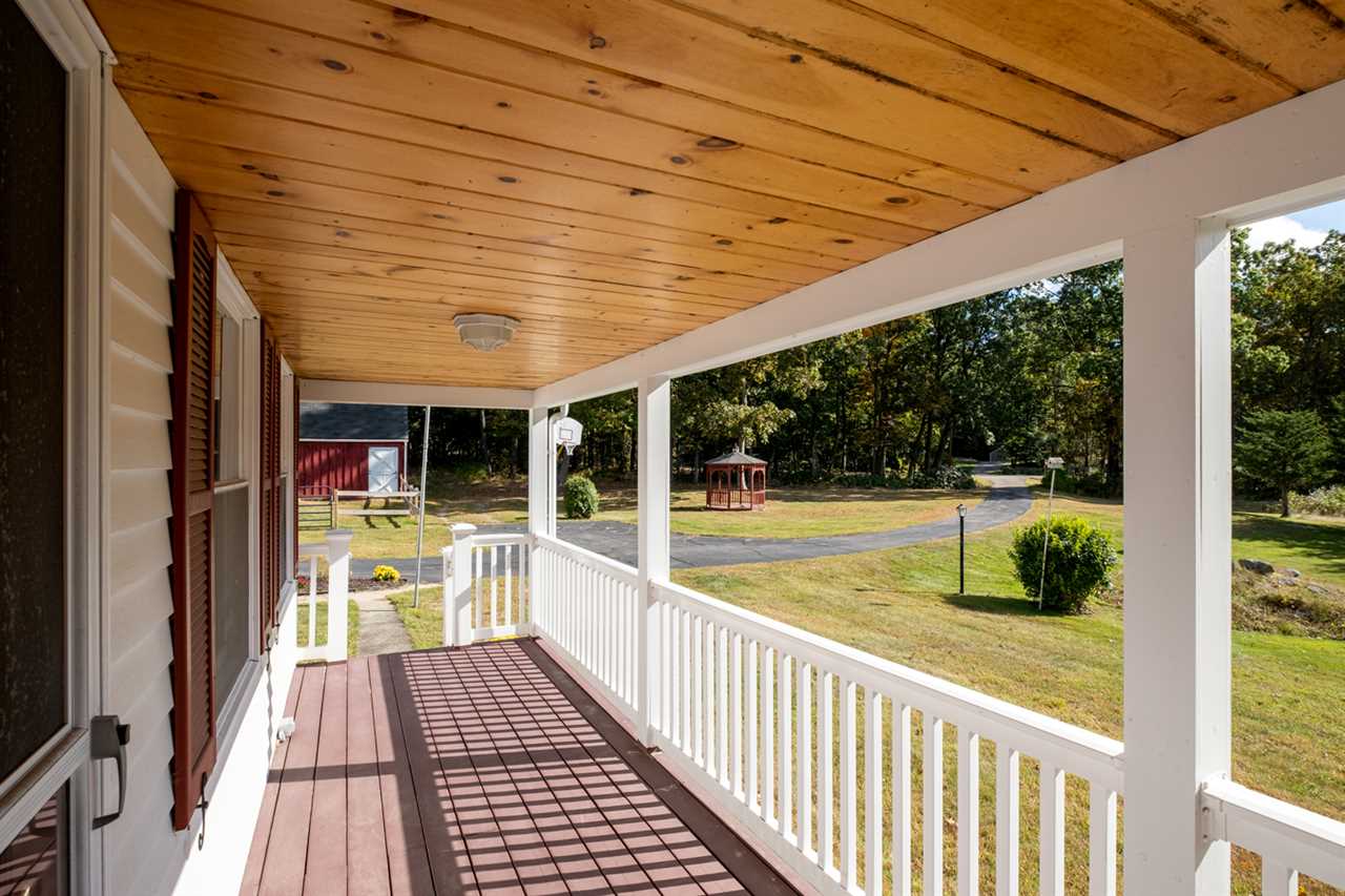 19 Piscataqua Road Dover, NH 03820 - Photo 28 of 39