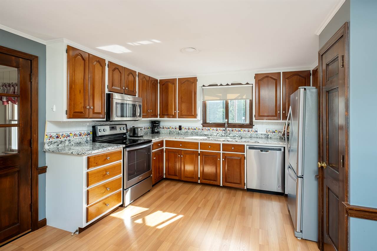 19 Piscataqua Road Dover, NH 03820 - Photo 35 of 39