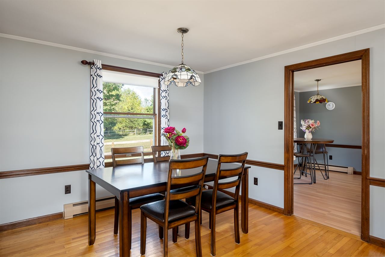 19 Piscataqua Road Dover, NH 03820 - Photo 9 of 39