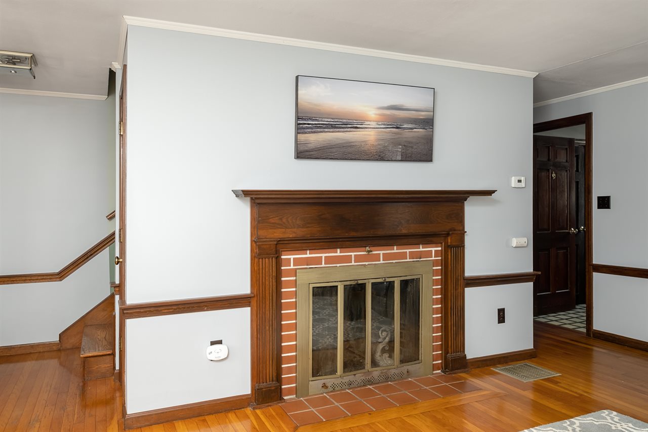 19 Piscataqua Road Dover, NH 03820 - Photo 10 of 39