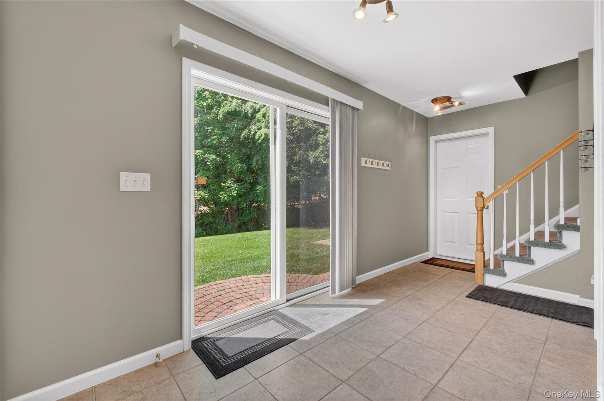201 Candlestick Hill Road Newburgh, NY 12550 - Photo 27 of 47