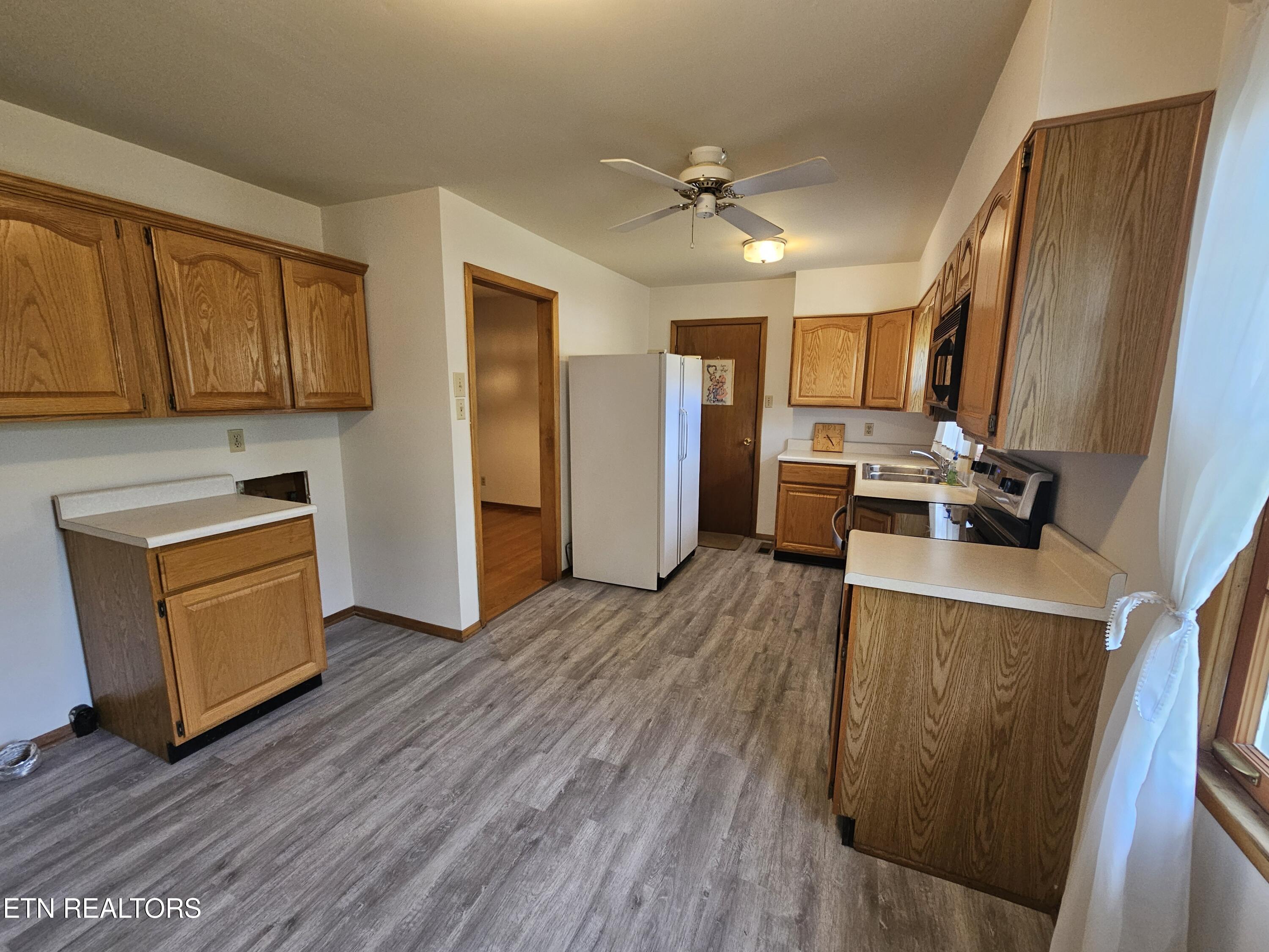 3200 Hazelwood Road Knoxville, TN 37921 - Photo 16 of 21 20260401_162459