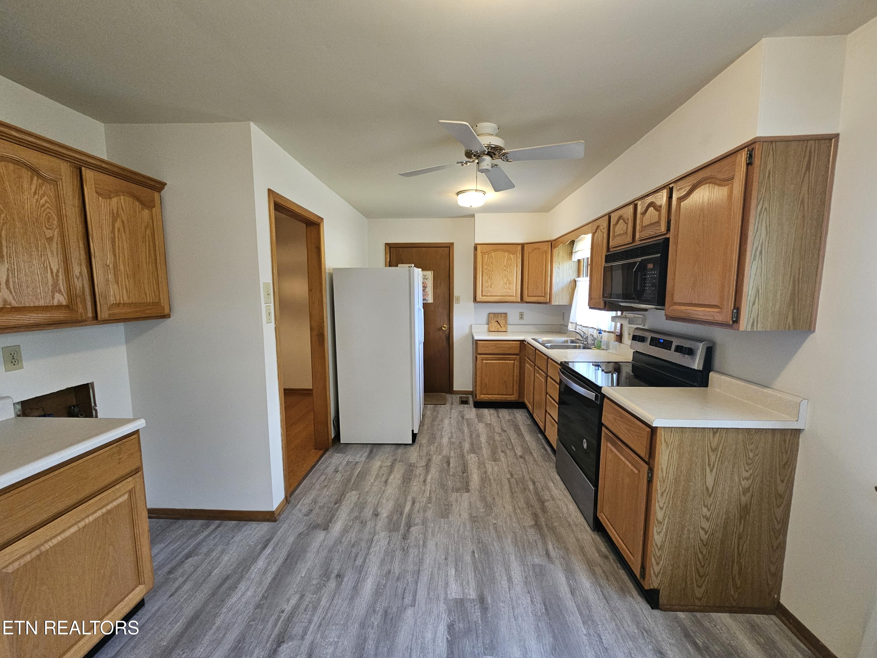 3200 Hazelwood Road Knoxville, TN 37921 - Photo 17 of 21 20260401_162504