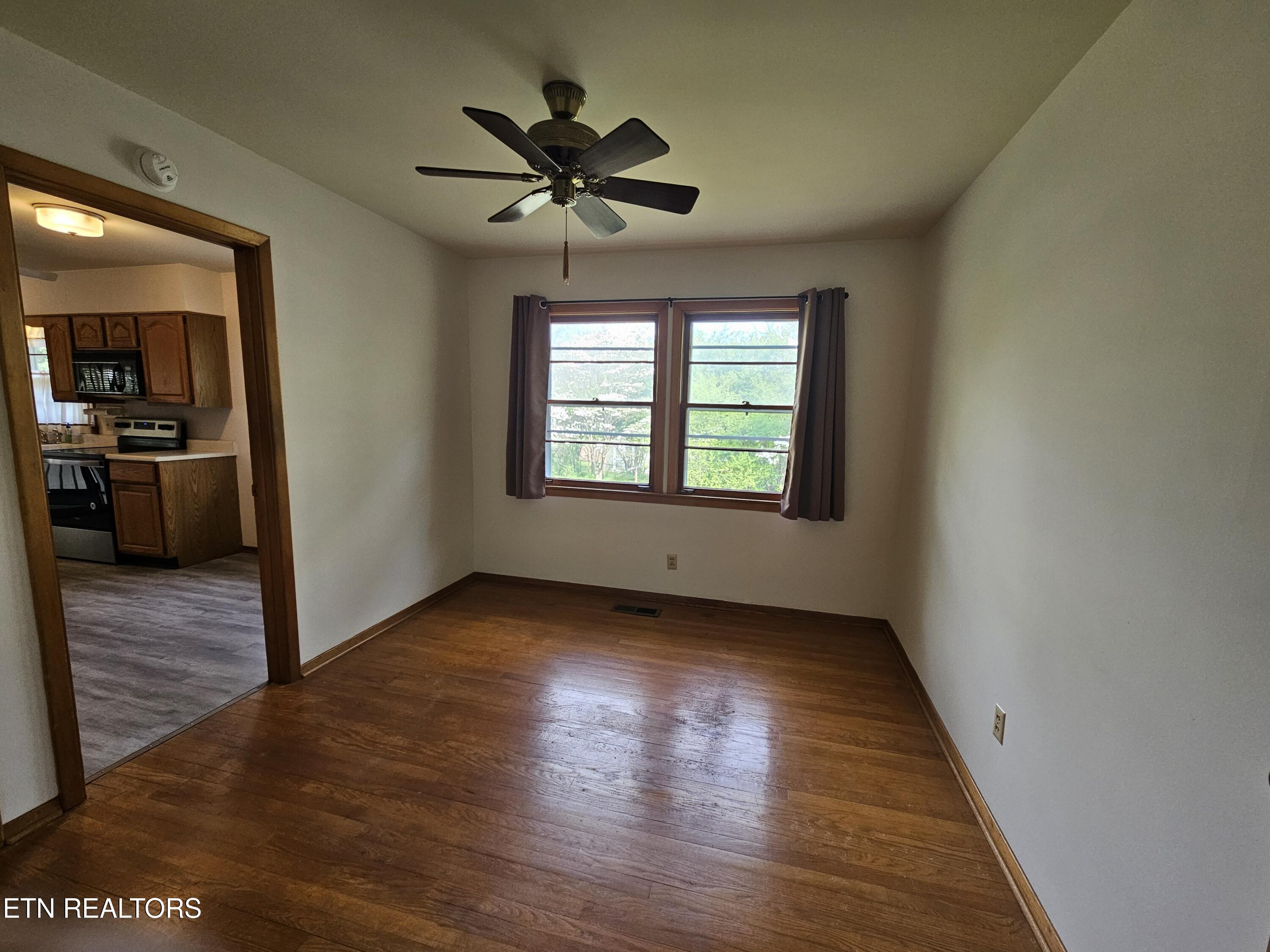 3200 Hazelwood Road Knoxville, TN 37921 - Photo 8 of 21 20260401_162235