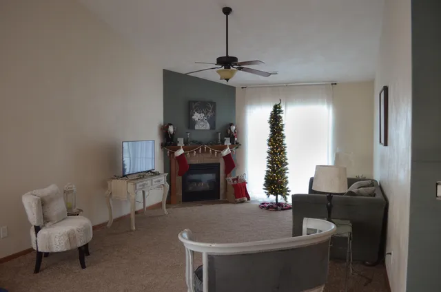 $226,900 | 2635 Edgewood Drive, Unit 63, Beloit, WI 53511