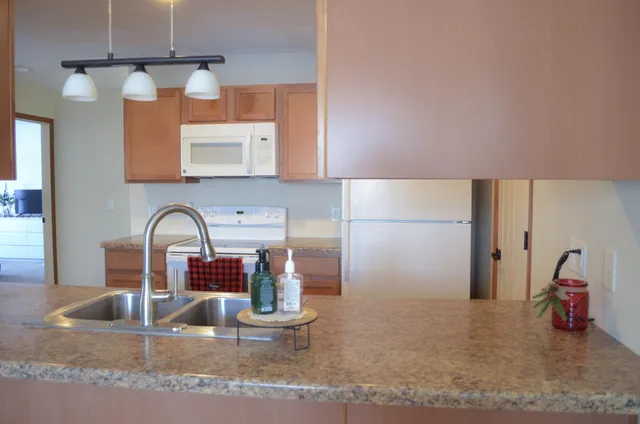 $226,900 | 2635 Edgewood Drive, Unit 63, Beloit, WI 53511