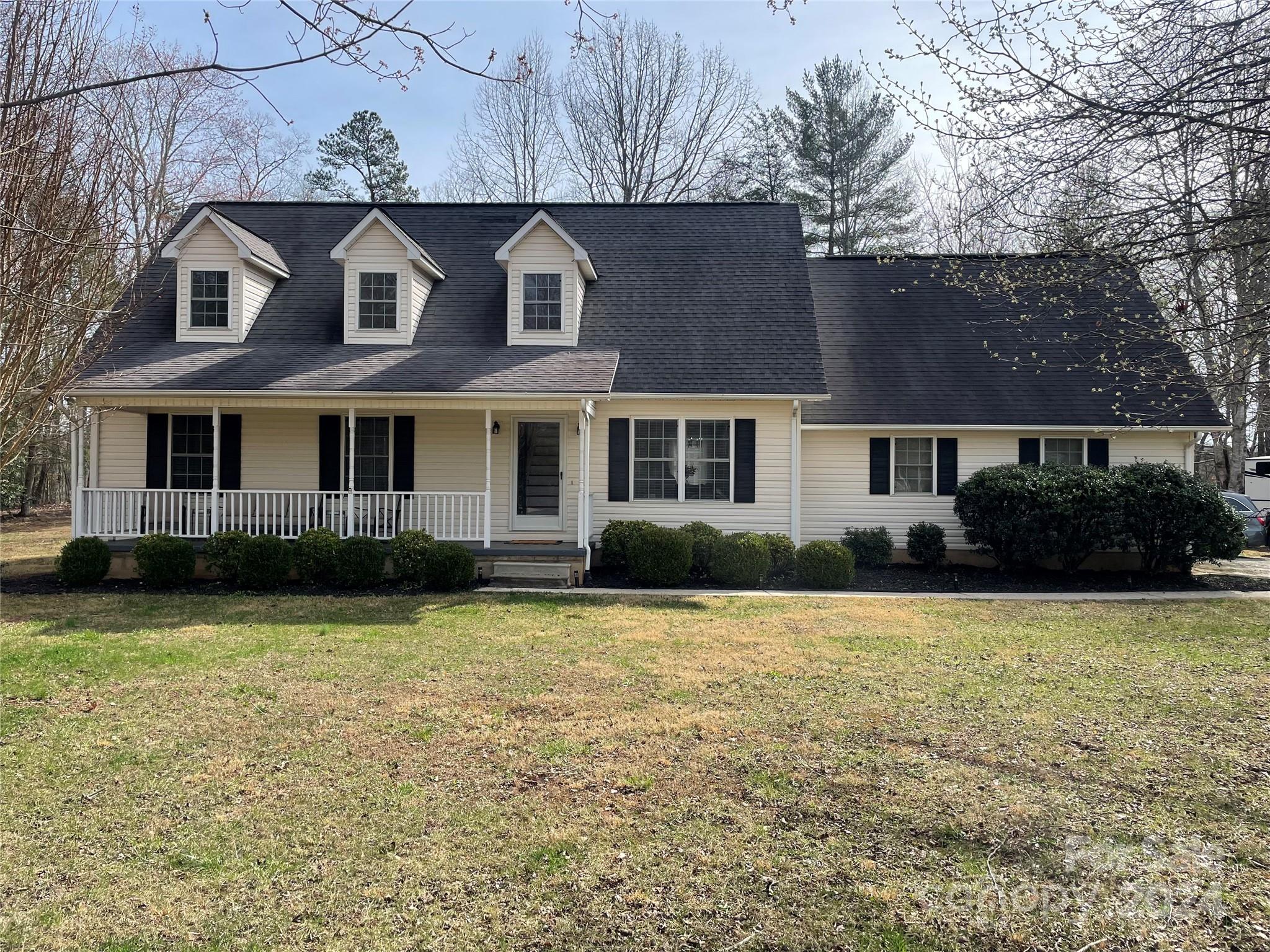 4333 Nix Creek Road Marion, NC 28752 - Photo 1 of 47 Gallery Image 1