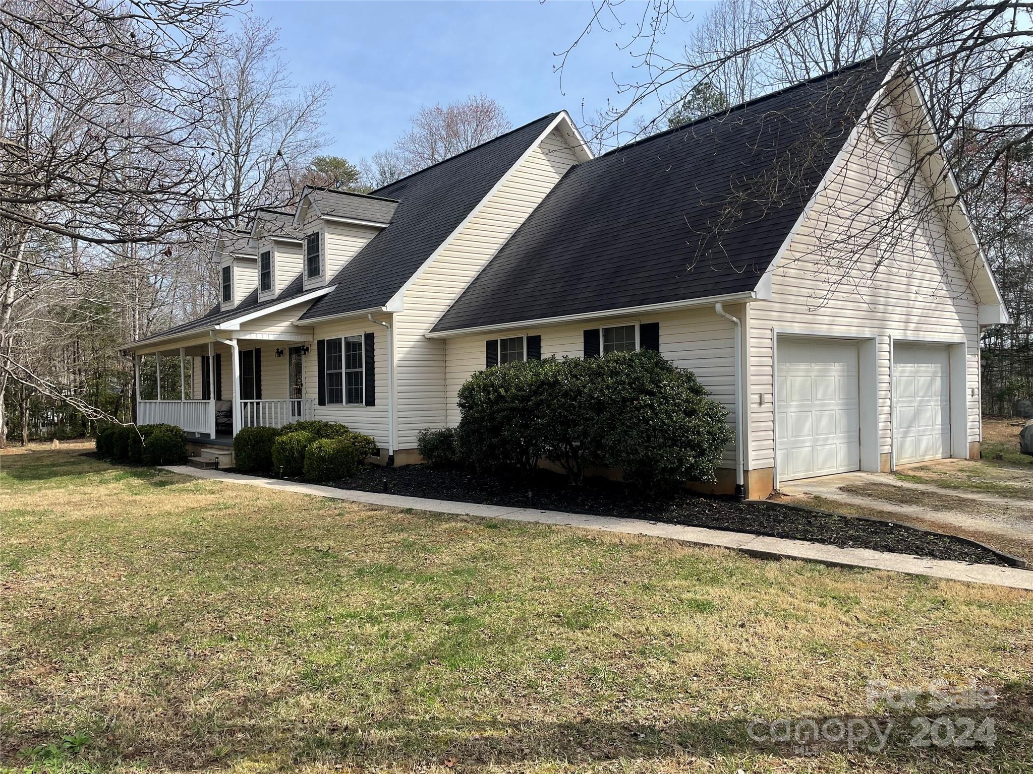 4333 Nix Creek Road Marion, NC 28752 - Photo 3 of 47 Gallery Image 3