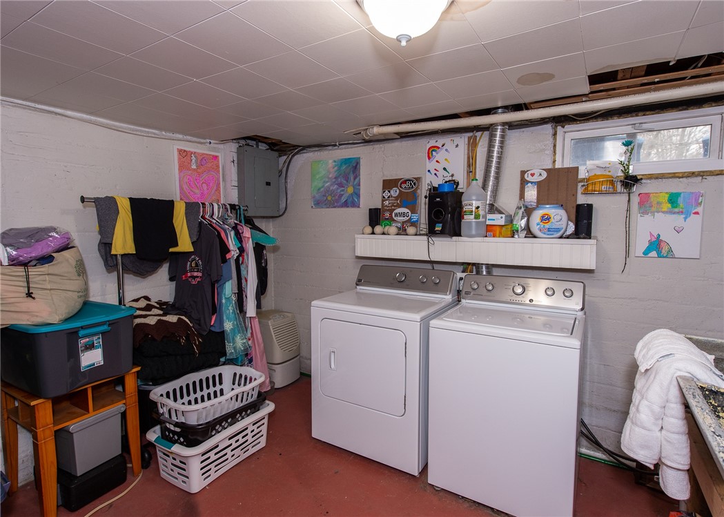 79 Hambly Road Tiverton, RI 02878 - Photo 15 of 25
