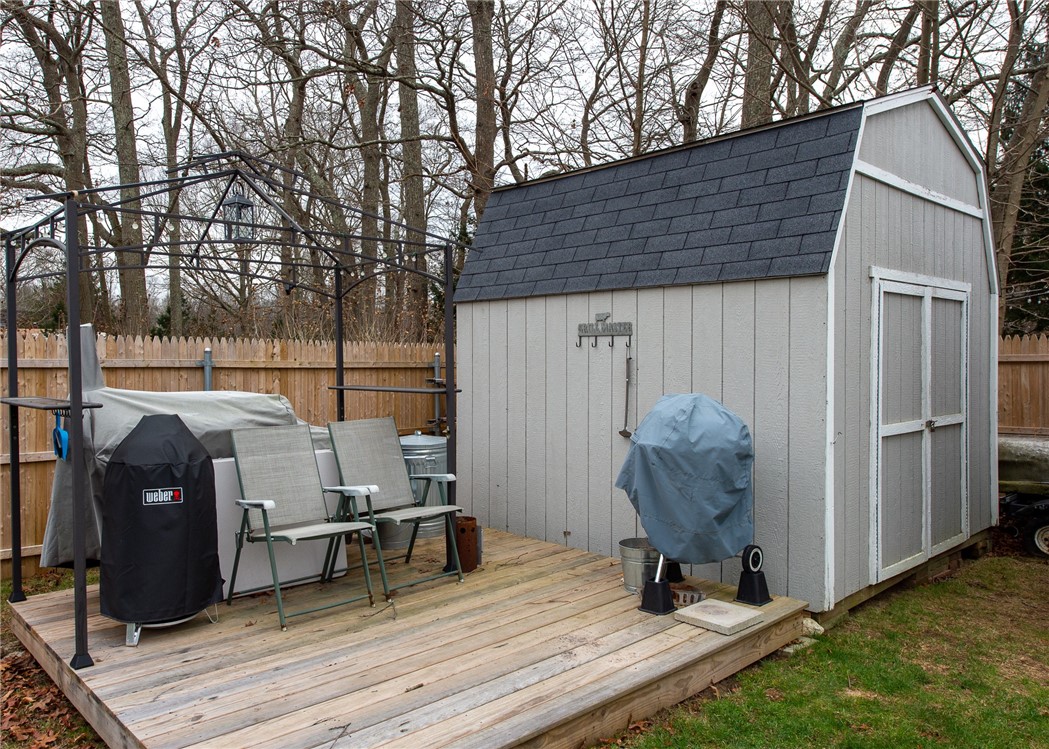 79 Hambly Road Tiverton, RI 02878 - Photo 24 of 25