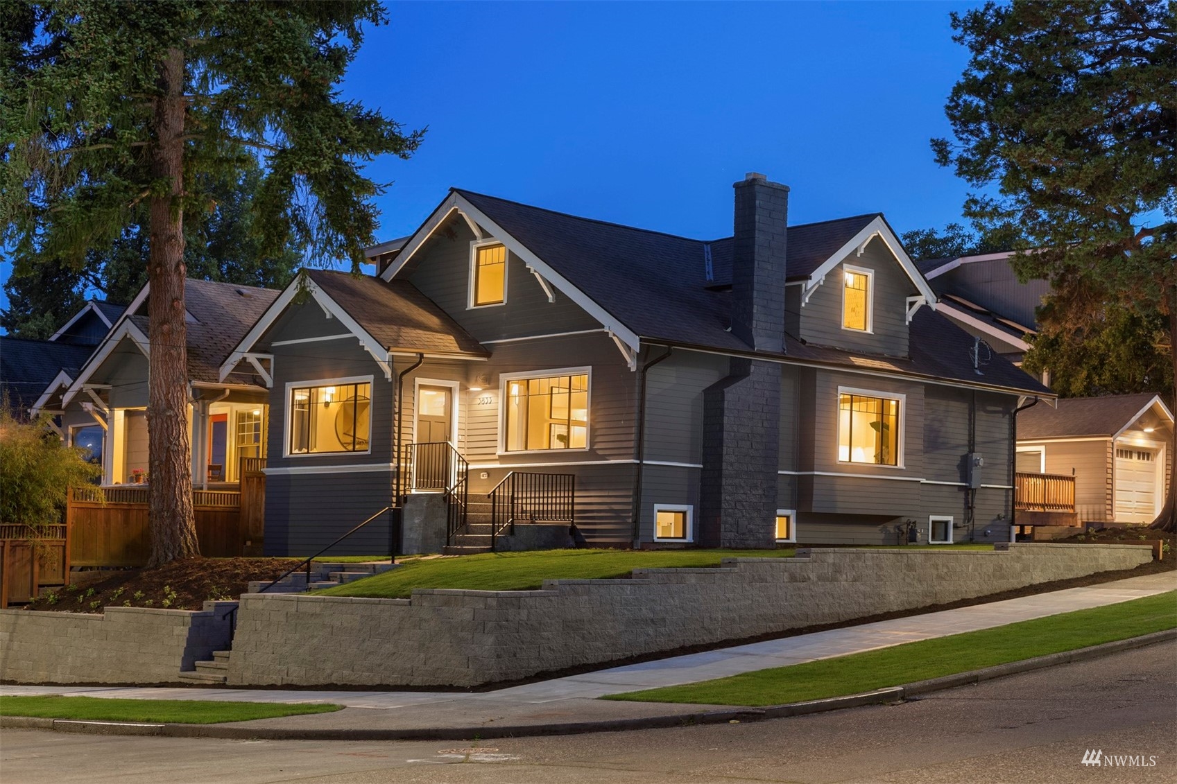 3833 Meridian Avenue North Seattle, WA 98103 - Photo 1 of 29 Gallery Image 1