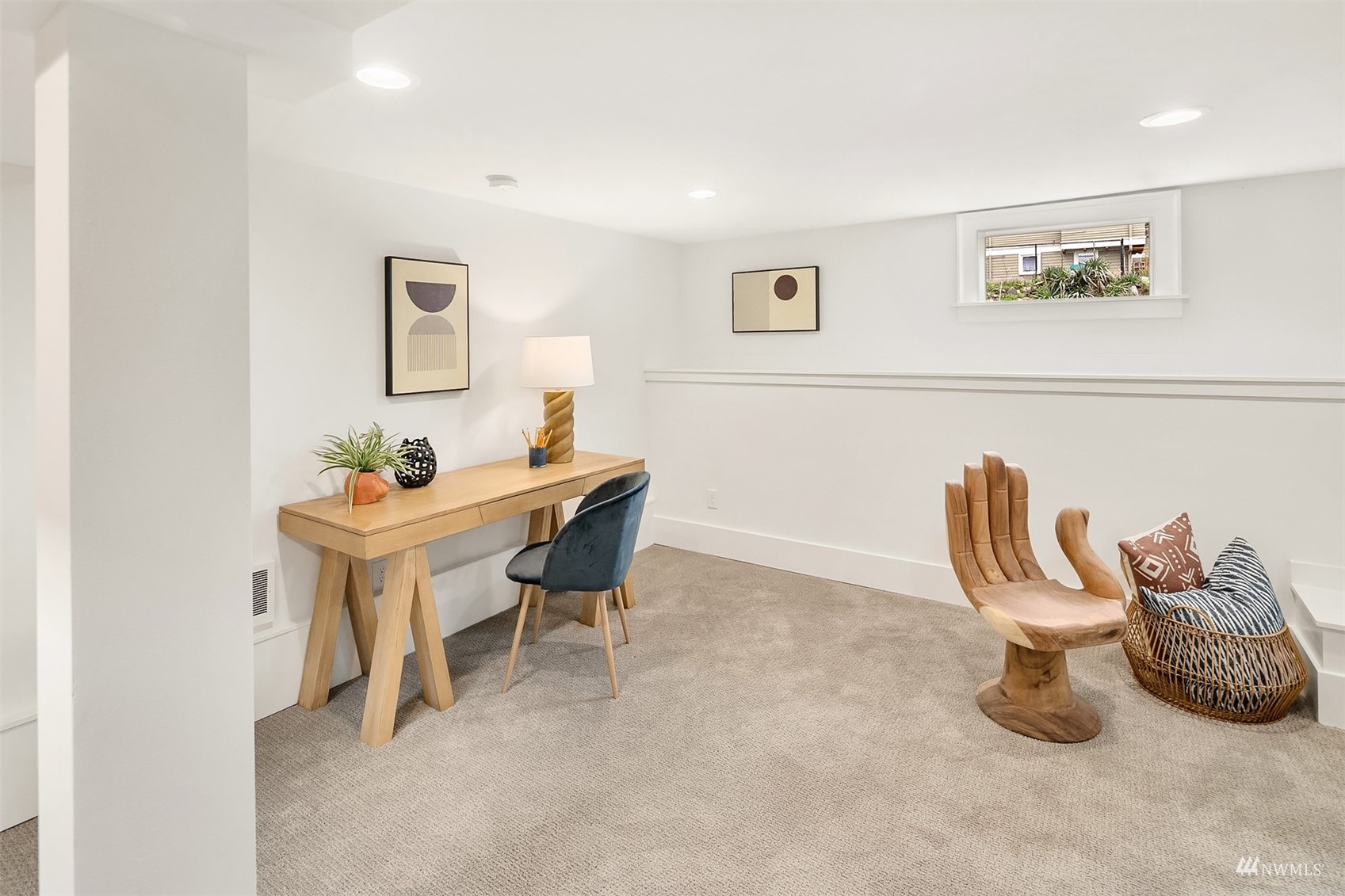 3833 Meridian Avenue North Seattle, WA 98103 - Photo 25 of 29 Gallery Image 25