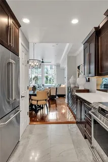 $410,000 | 700 South Peters Street, Unit 406, New Orleans, LA 70130