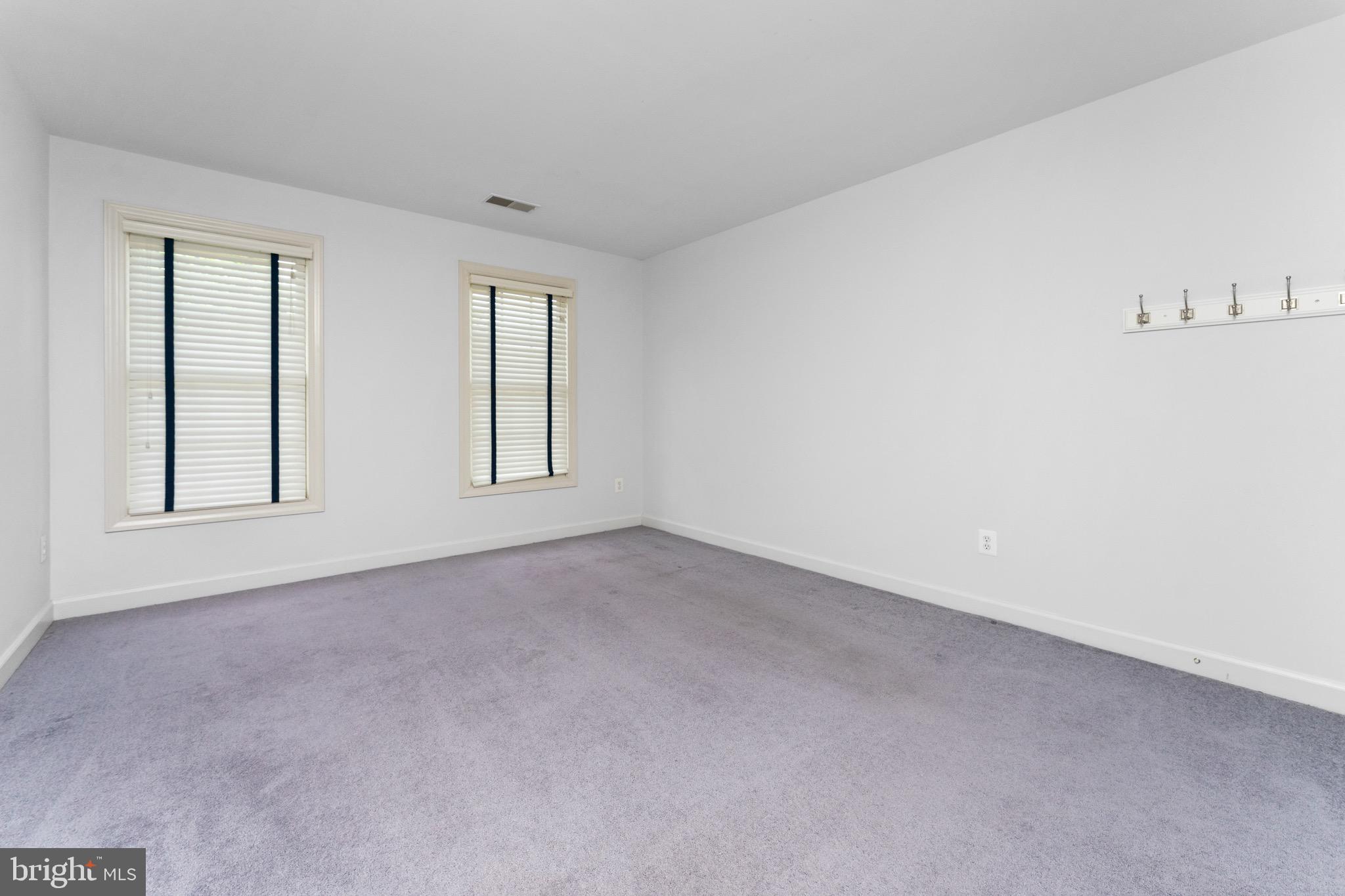 14432 Clubhouse Road Gainesville, VA 20155 - Photo 17 of 24 Gallery Image 17