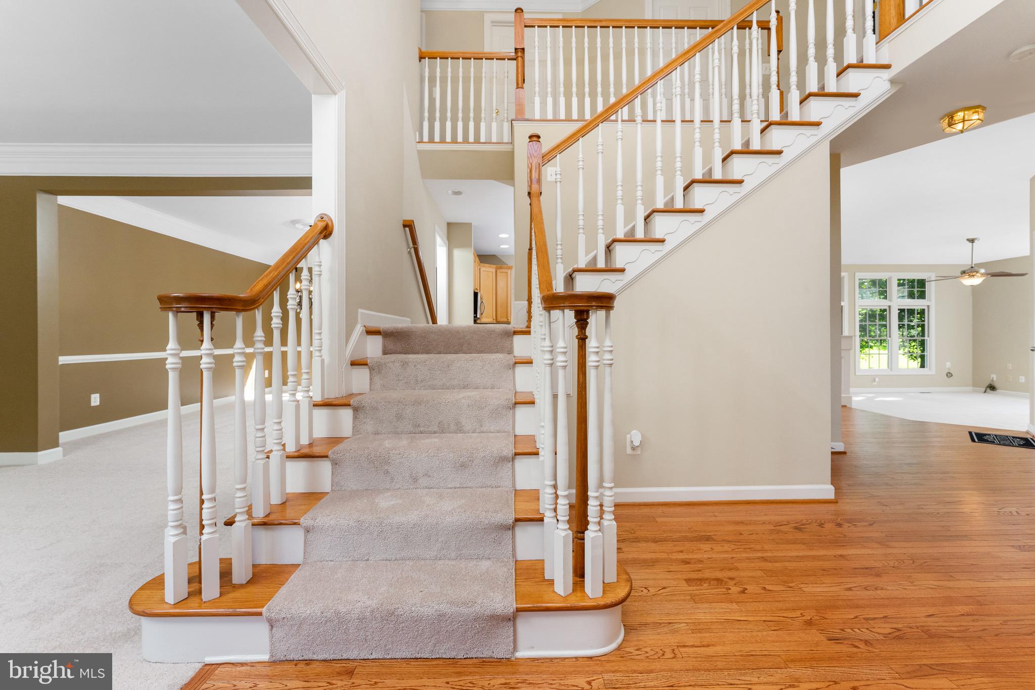 14432 Clubhouse Road Gainesville, VA 20155 - Photo 4 of 24 Gallery Image 4