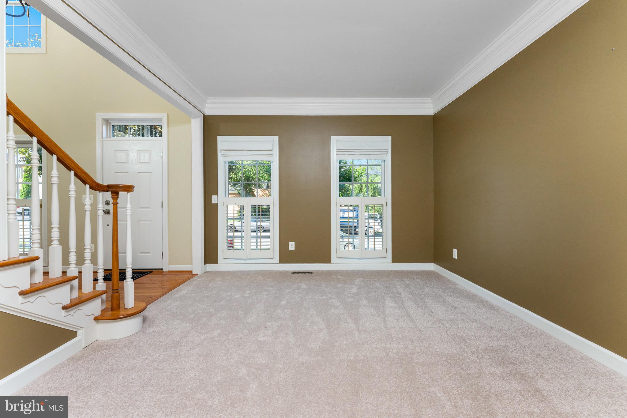 14432 Clubhouse Road Gainesville, VA 20155 - Photo 5 of 24 Gallery Image 5