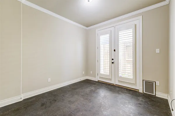 $2,400 | 2724 Sherwin Street, Houston, TX 77007